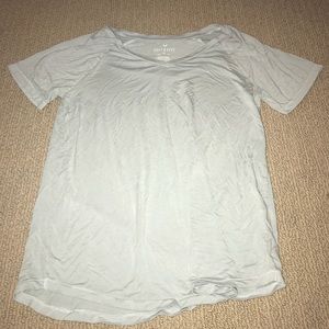 American Eagle T shirt